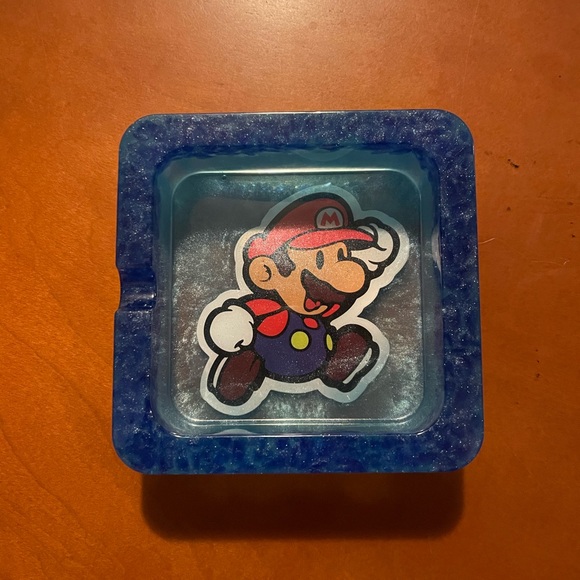 Super Mario ashtray - Picture 2 of 2
